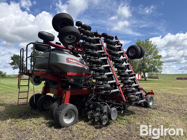2015-case-ih-2015-image-5
