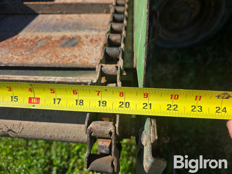 john-deere-112-image-12