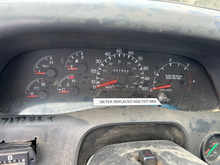 ford-f750-image-43
