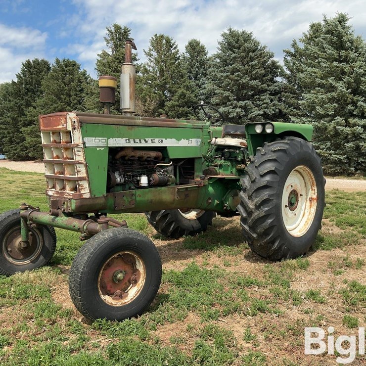 1960 OLIVER 1800