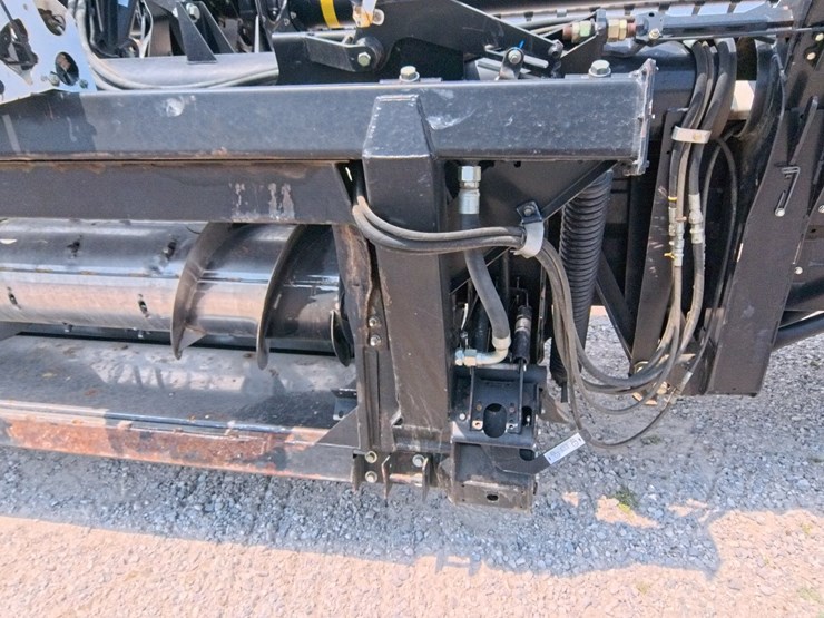 2010-case-ih-2162-image-40