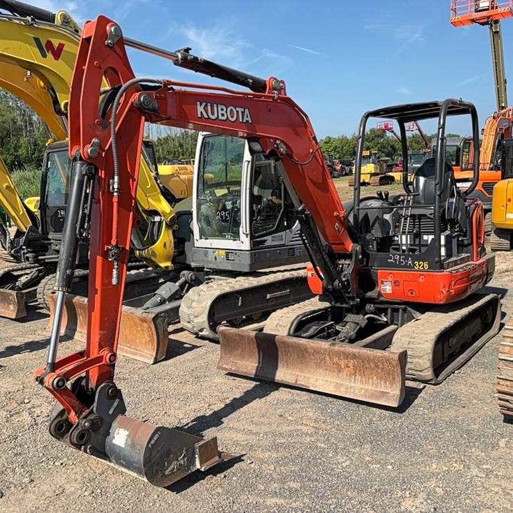 KUBOTA KX040-4