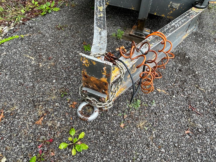 #31-•-1986-cz-tandem-axle-equipment-trailer-image-8