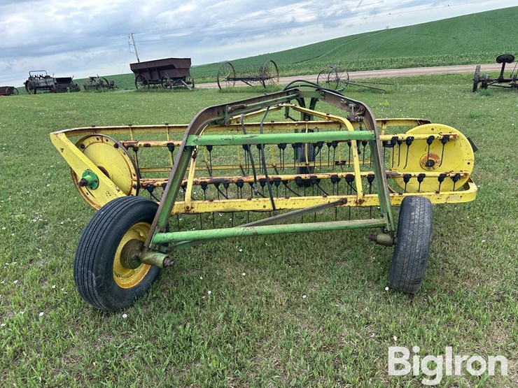 john-deere-660-image-6