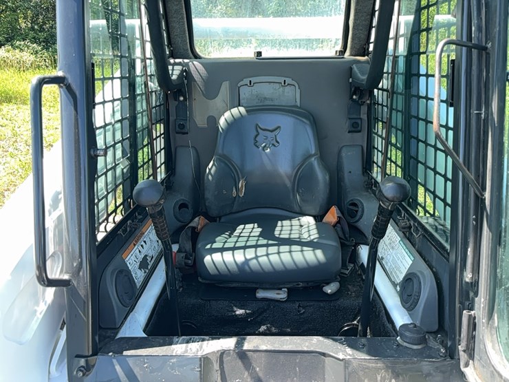 bobcat-t300-image-14