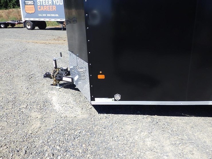 2026-royal-lcht35-7.516v-86-t/a-enclosed-trailer-image-13