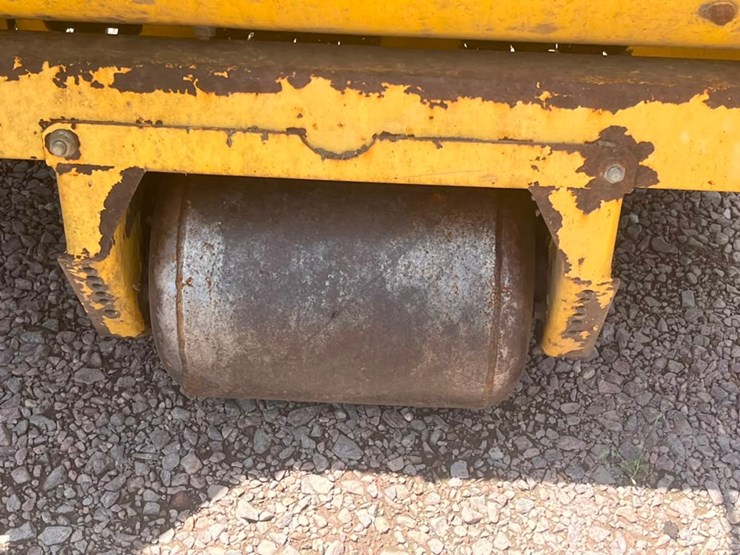 new-holland-356w-image-19