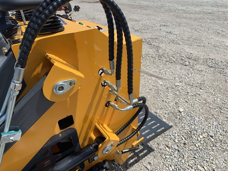 2026-zjg-zj-380-tracked-mini-skid-steer-loader-image-14