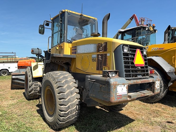 komatsu-wa250pz-6-image-5