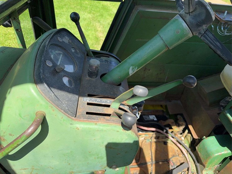 john-deere-4020-image-12