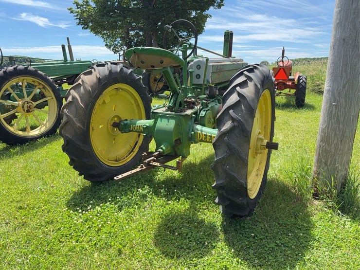 john-deere-model-b-image-2