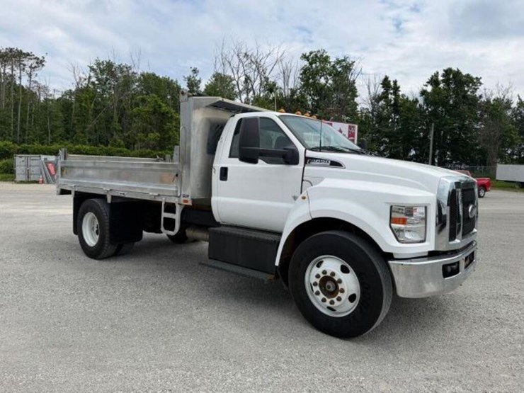 2022-ford-f650-xl-image-4