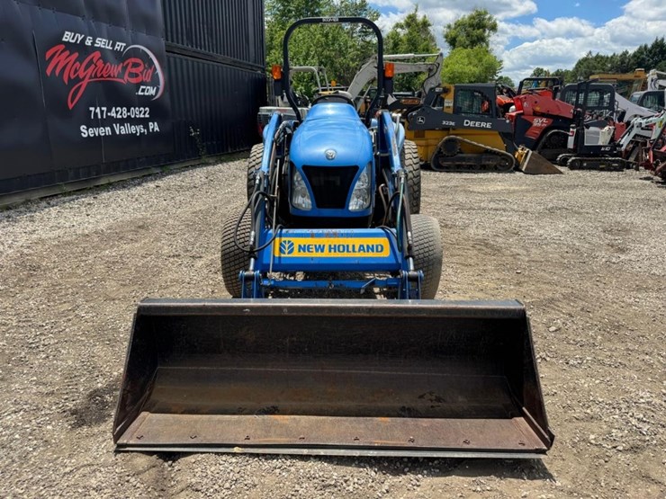 new-holland-boomer-3040-image-9