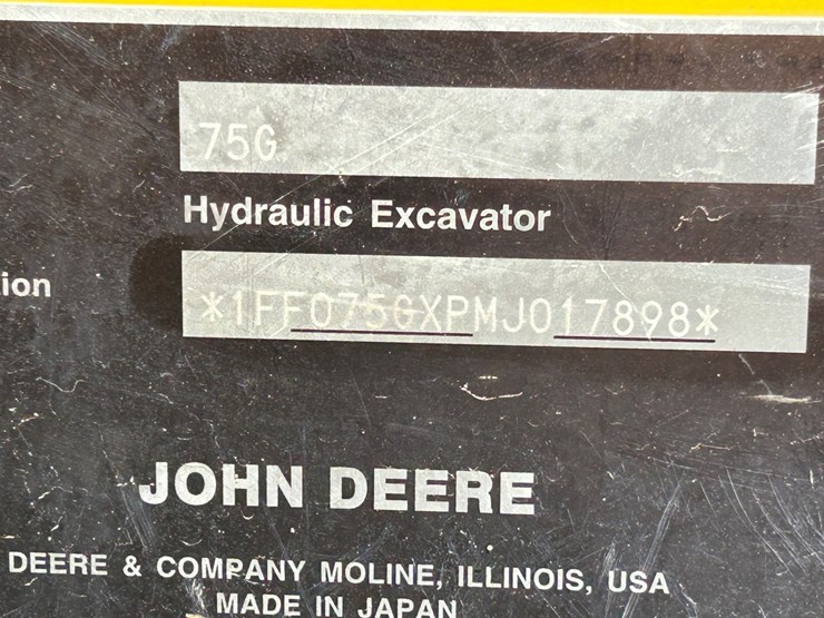 2022-deere-75g-image-38