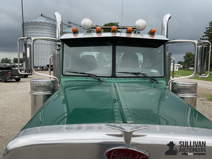 2006-peterbilt-379-image-13