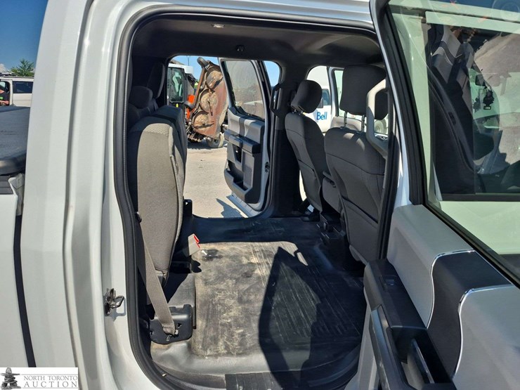 2017-ford-f150-image-25