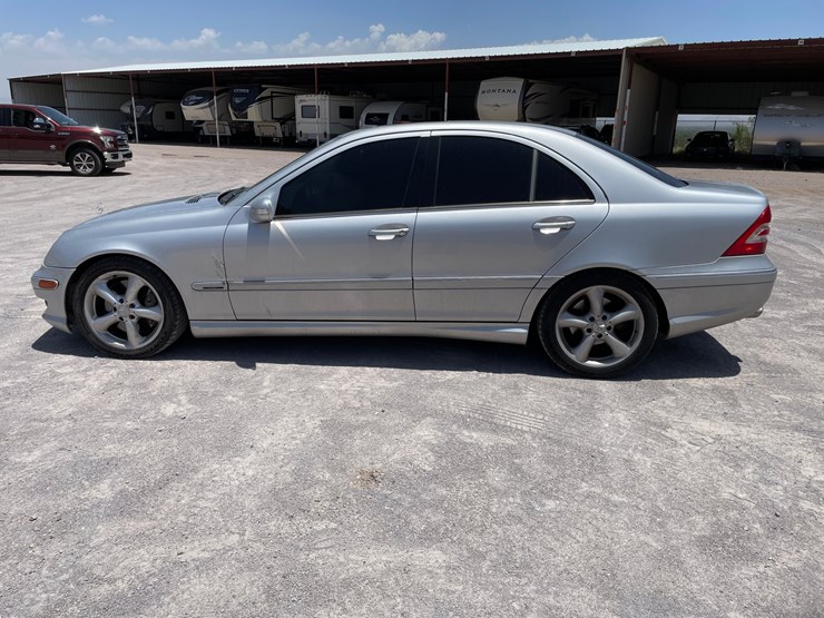 #162-•-2005-mercedes-c230-kompressor-(clean-nm-title)-image-8