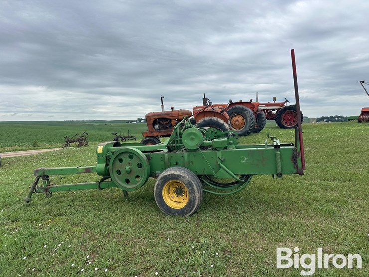 john-deere-24t-image-8
