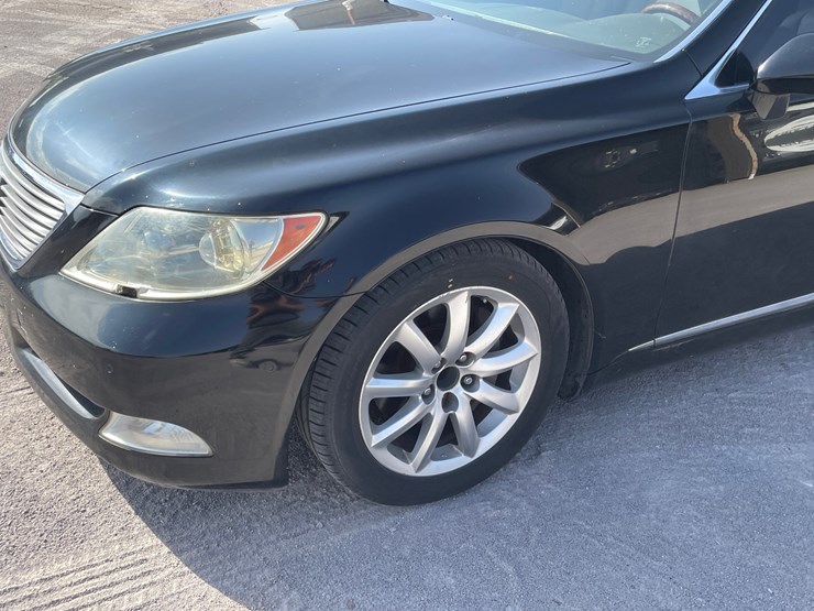 #163-•-2007-lexus-ls-460-(clean-nm-title)-image-57