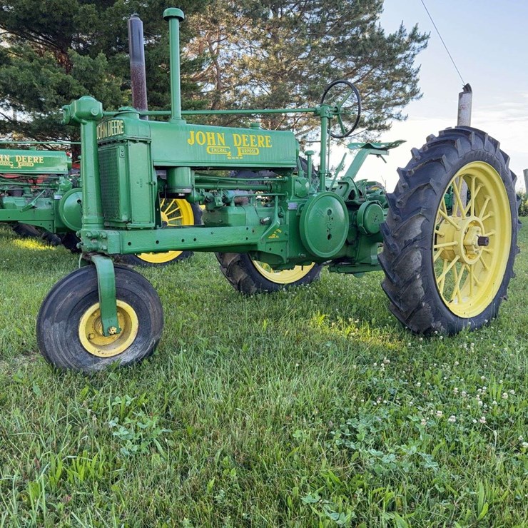 JOHN DEERE BN
