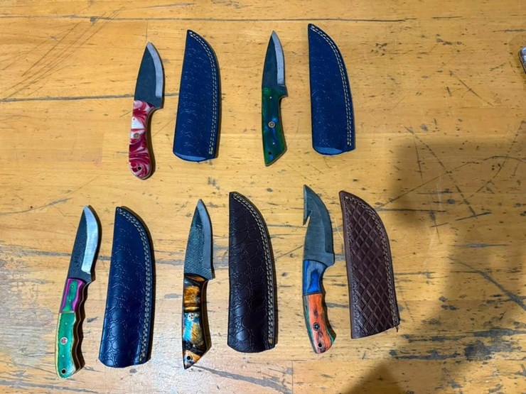 qty-(5)-handmade-fixed-blade-hunting-&-utility-knives-w/-leather-sheaths-image-1