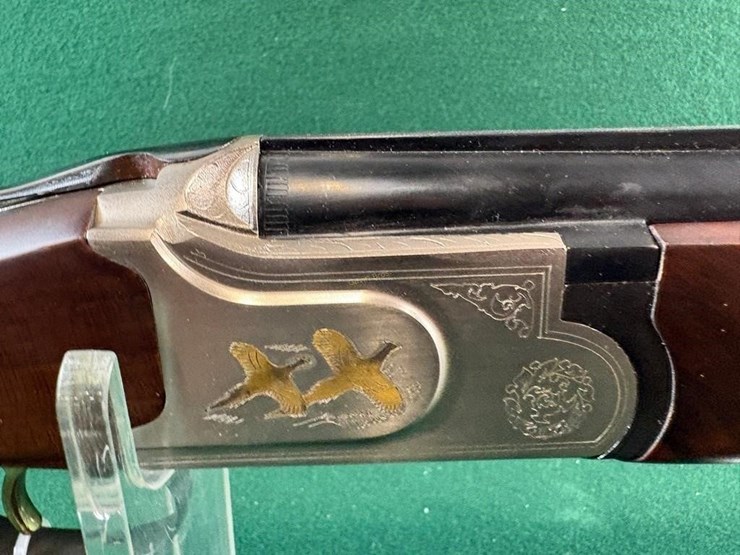mossberg-silver-reserve-12ga-o/u-shotgun-image-6