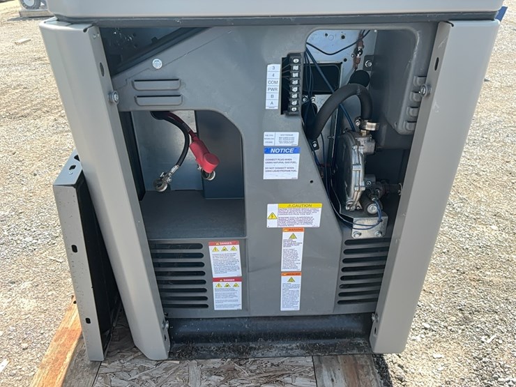 like-new-kohler-20rca-home-standby-generator,-kohler-lgp/ng-engine,-1-hr-run-time-generator-image-5