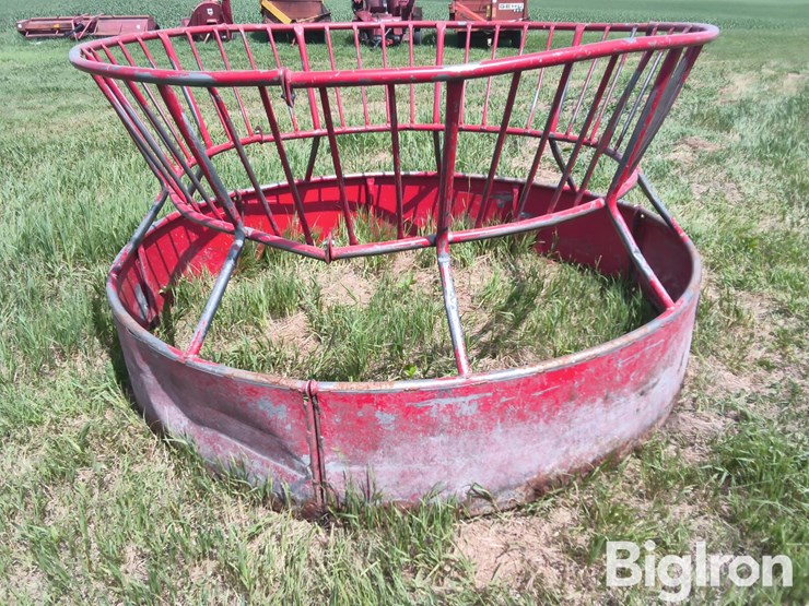 bale-feeder-image-5