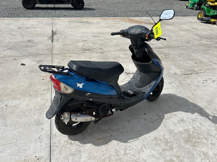 #5103-•-2021-50cc-moped-image-4