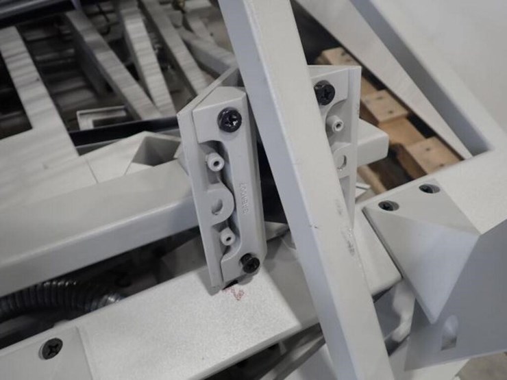 qty-of-(12)-multi-station-connectable-desks-&-image-14