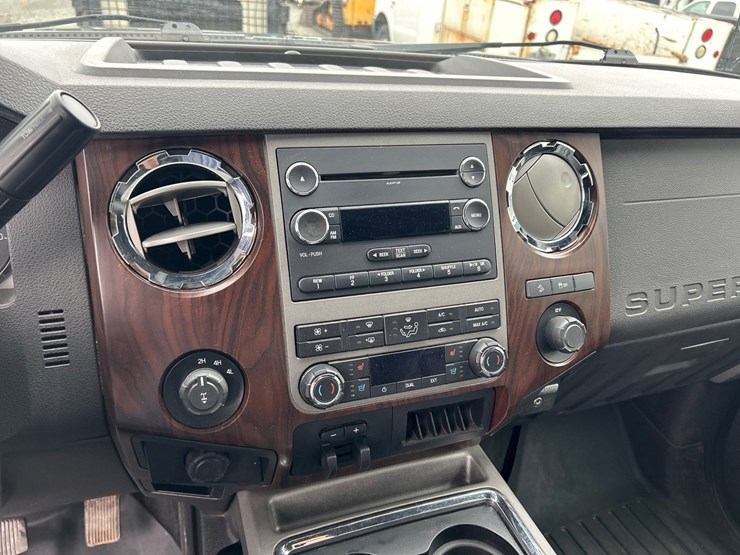 2012-ford-f350-image-40