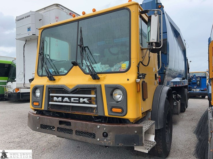 non-operable-2018-mack-terrapro-t/a-refuse-truck-image-1