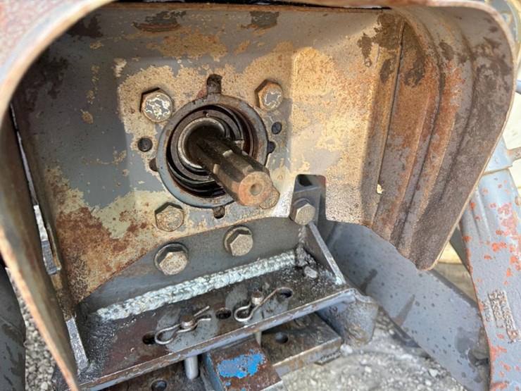 ford-7740-image-16