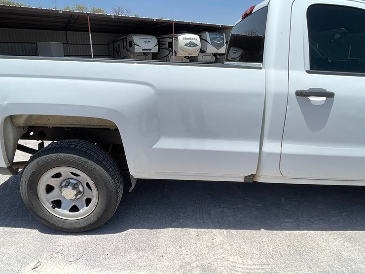 #156-•-2018-chevy-work-truck-(clean-nm-title)-image-28