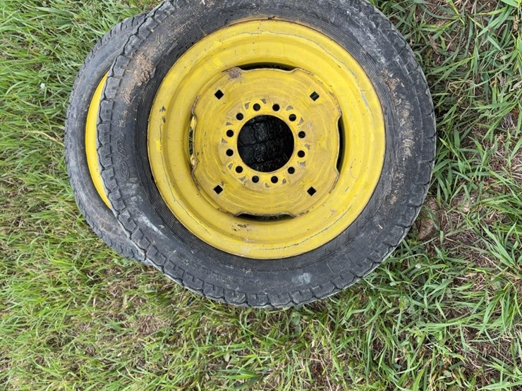 galaxy-turf-tractor-tires-&-rims-image-20