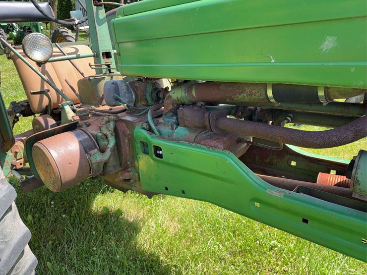 john-deere-model-b-image-14