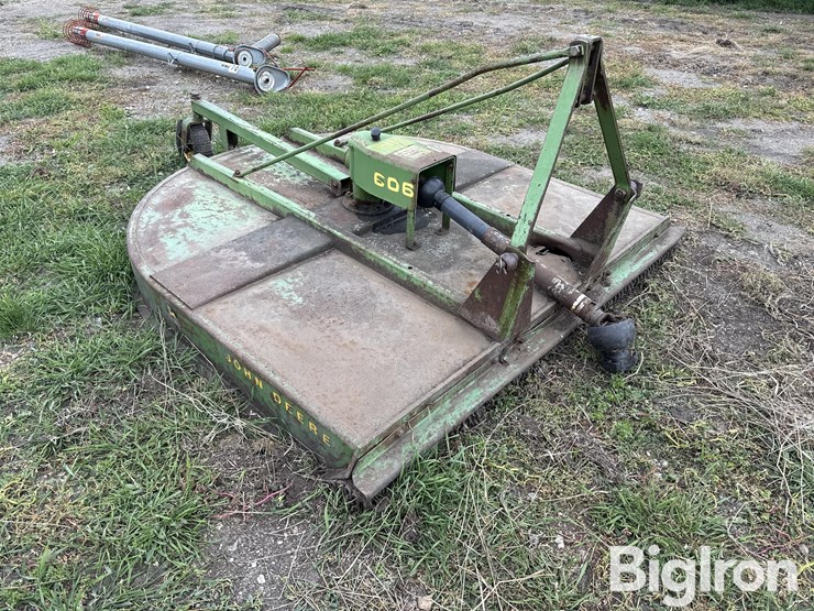 john-deere-606-image-3