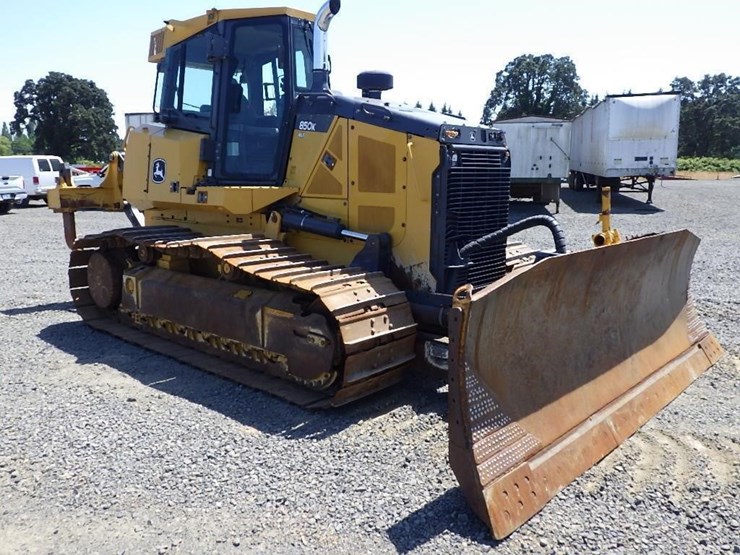 2016-deere-850k-image-3