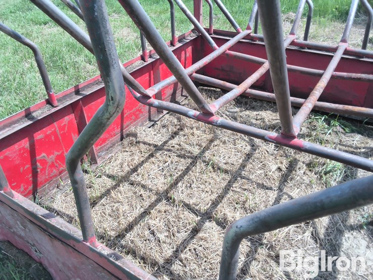 bale-feeder-image-11