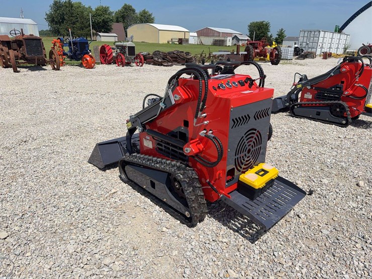 2026-zjg-zj-380-tracked-mini-skid-steer-loader-image-4