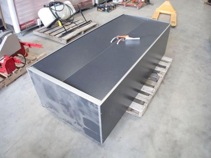 31-in.-x-75-in.-rolling-storage-cabinet(s)-image-4