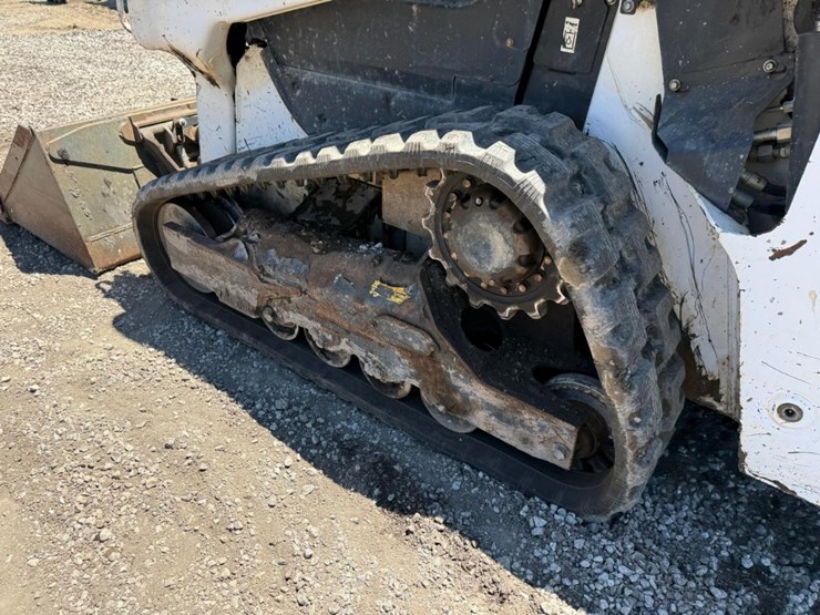 2022-bobcat-t62-image-17