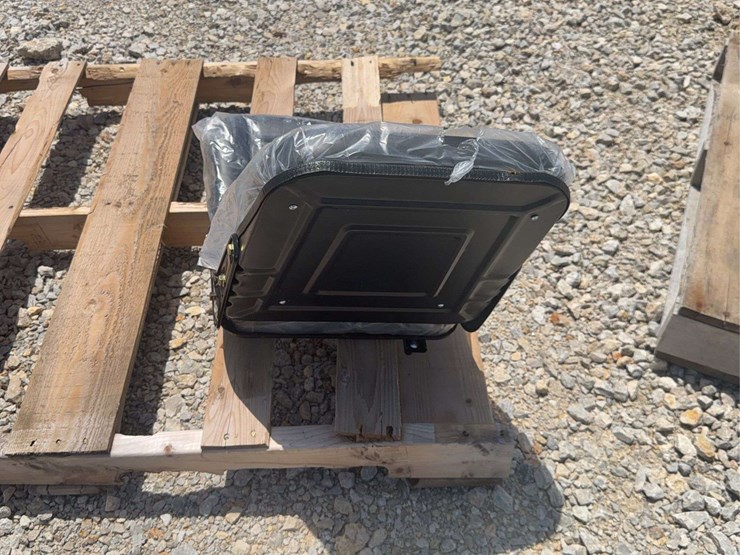 replacement-operator-seat-for-construction-equipment-image-3