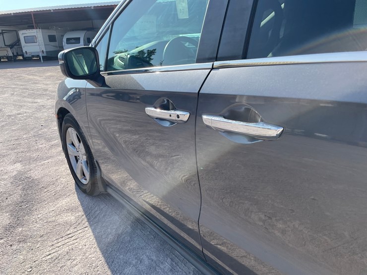 2018-honda-odyssey-image-26