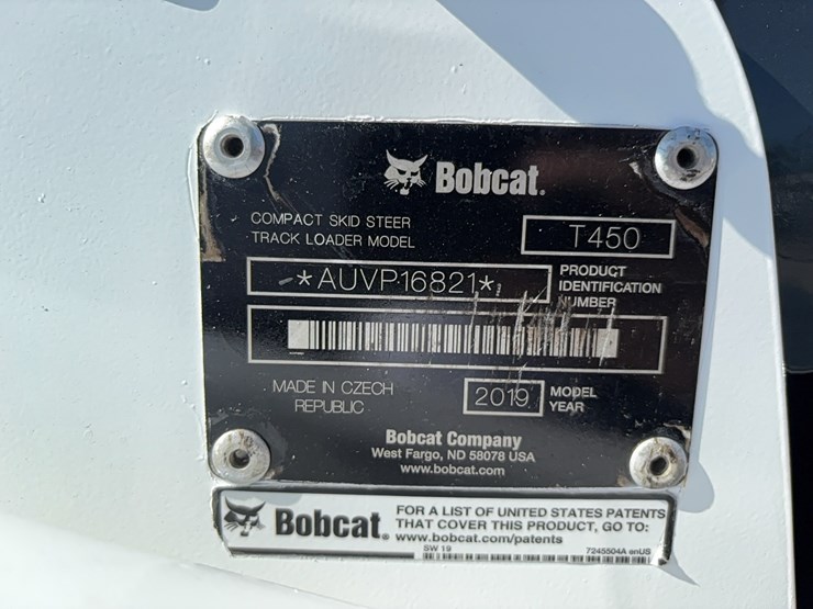 2019-bobcat-t450-image-12