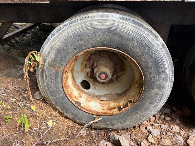 #2404-•-wabash-48'-walking-floor-trailer-image-29