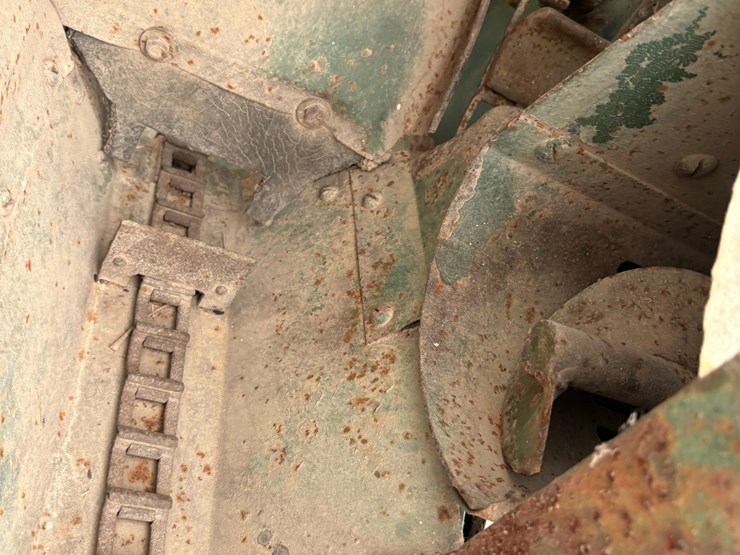 john-deere-4b-image-17