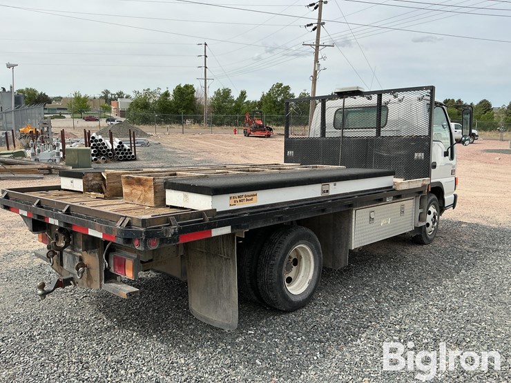 2003-gmc-w4500-image-5