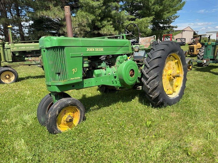 john-deere-70-image-1