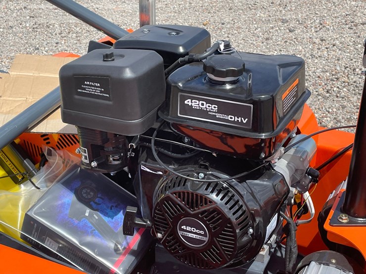 #1304-•-lawn-mower-image-16